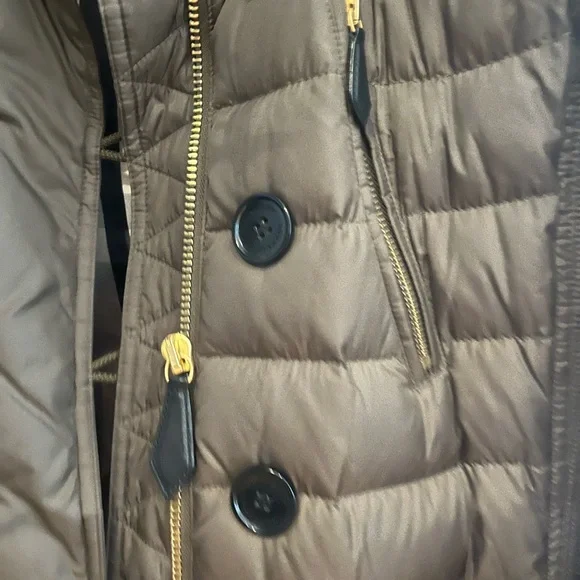 Burberry winter coat - Picture 9 of 9